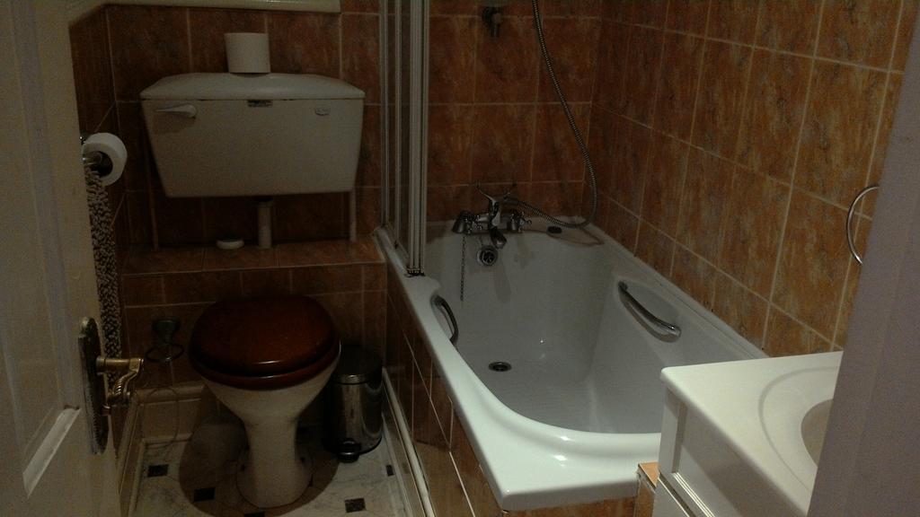 Kensington Hotel Рил Екстериор снимка